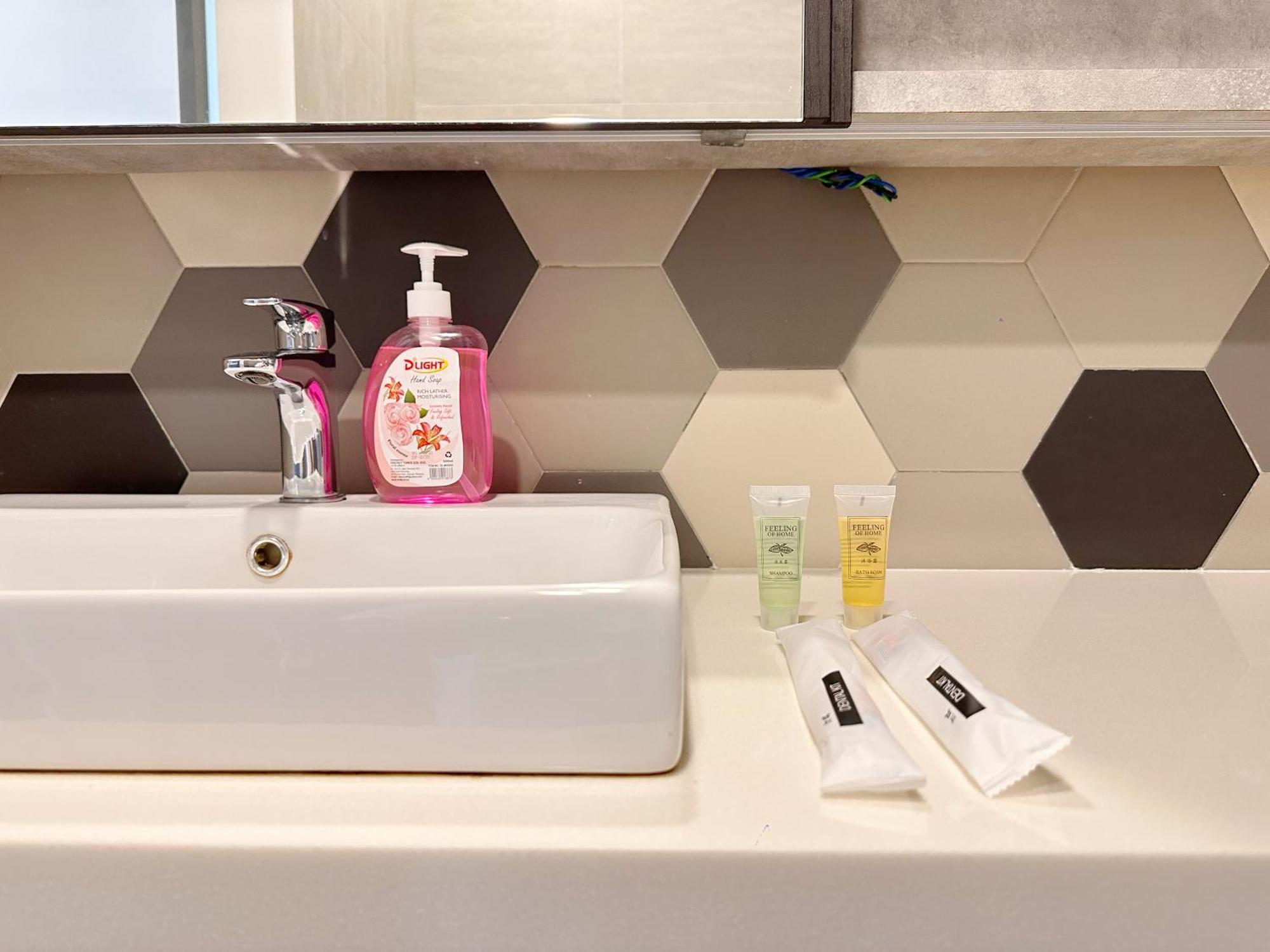 Ceylonz Suites Klcc By Staybliss Kuala Lumpur Zewnętrze zdjęcie